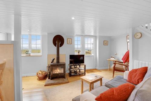 Hill House Hideaway - North East Escapes