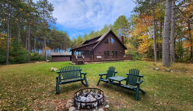 Hill Lake Charming Minocqua Cabin Fire Pit W&D Pets