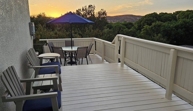 Hill Top-Beautiful Mountain views next to Clear Creek, River, Sedona, & more!