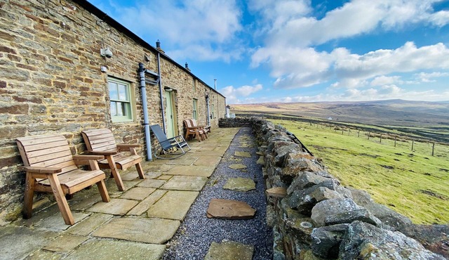 Hill Top Haven, Bespoke Retreat and B&B