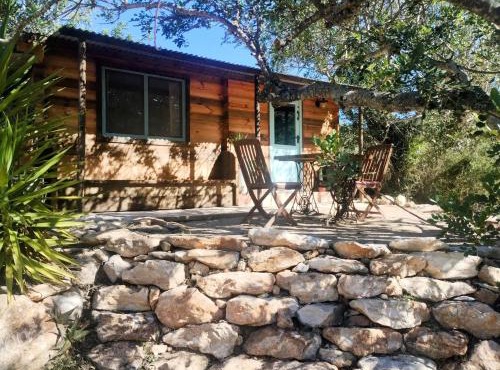 Hill top hide away
