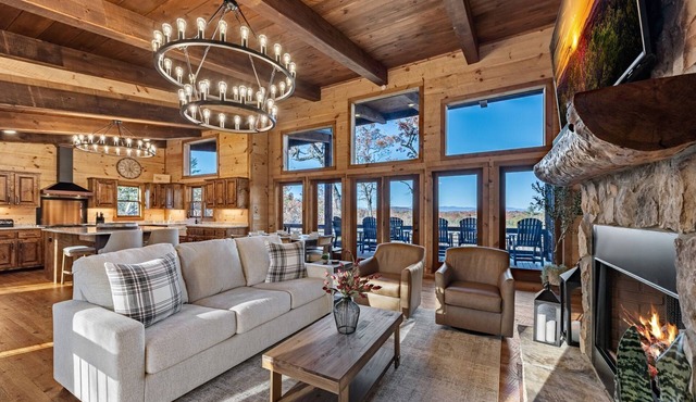 Hill Top Nest - Mtn View | Hot Tub | Firepit | Game Room