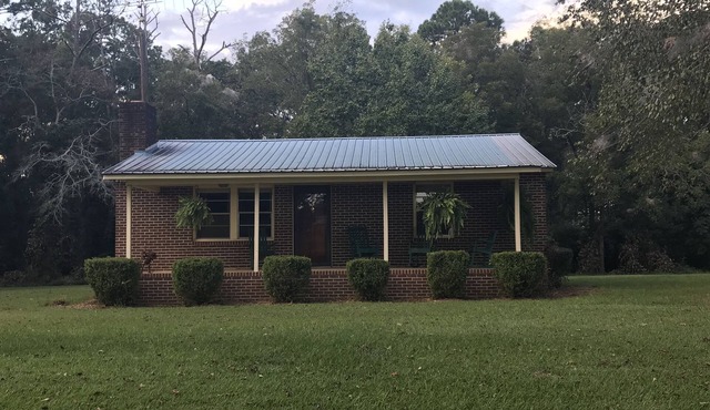Hillbilly Hut of South Georgia