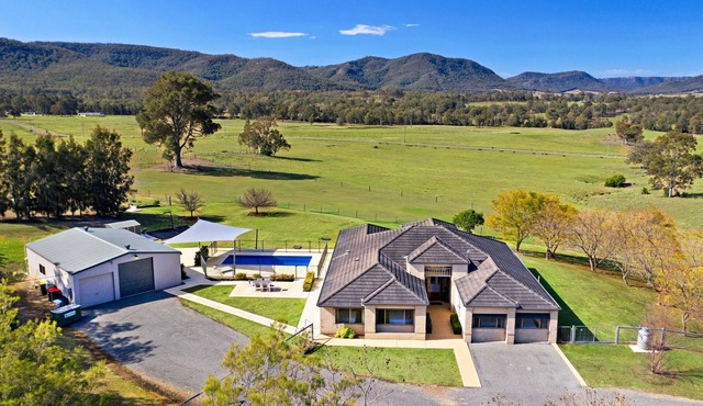 Hillbrook Estate - Magnificent Vistas