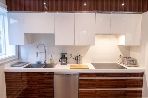 Hillcrest Modern House