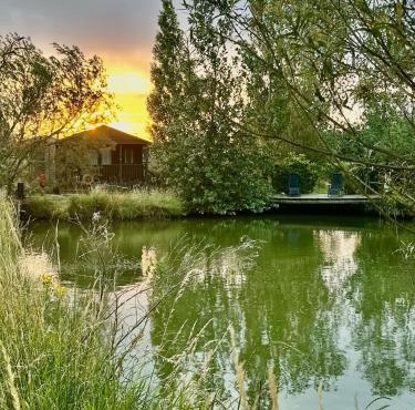 hillgate farm lodges