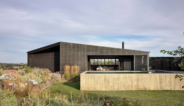 HILLPLAINS HOUSE + COTTAGE - 100% OFF GRID LUXURY