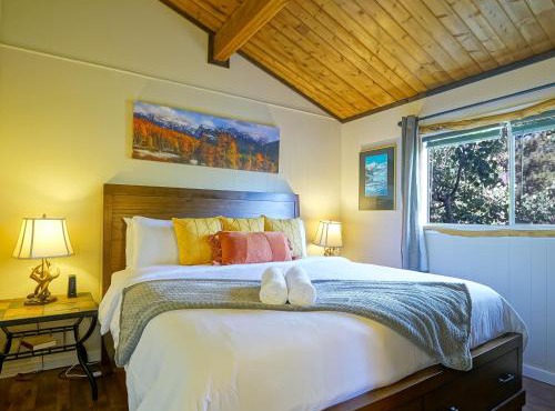 Hills Mountain Hideaway