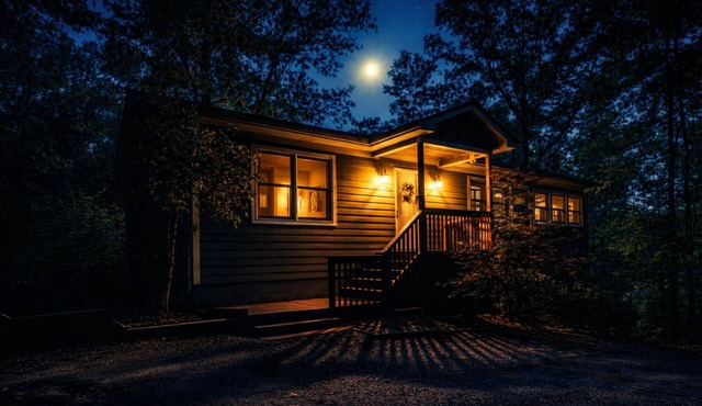Hillside 2/2! Perfect 4 your Vacation near Helen!