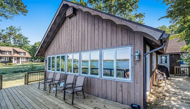 Hillside Cottage on Gravel Lake 2026!