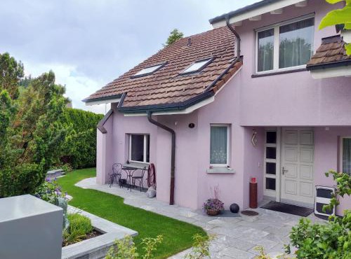 Hillside Homestay near Luzern by Menbergs Harmony Homestay