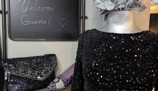 Hillside Hottie! Downtown Corydon property with a hot tub and "Hottie" decor