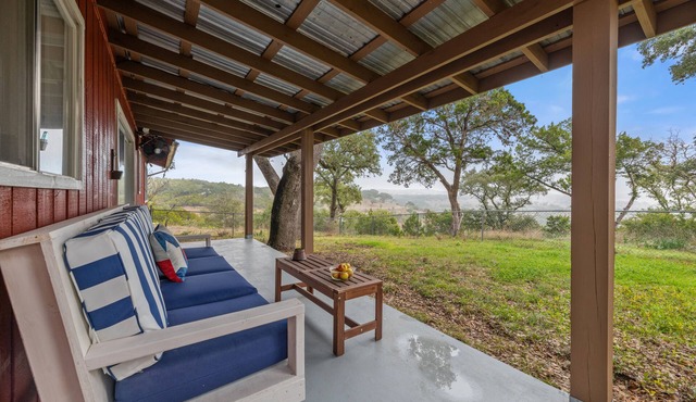 Hillside Paradise near Hidden Falls! Clean 3/1.5, Expansive views