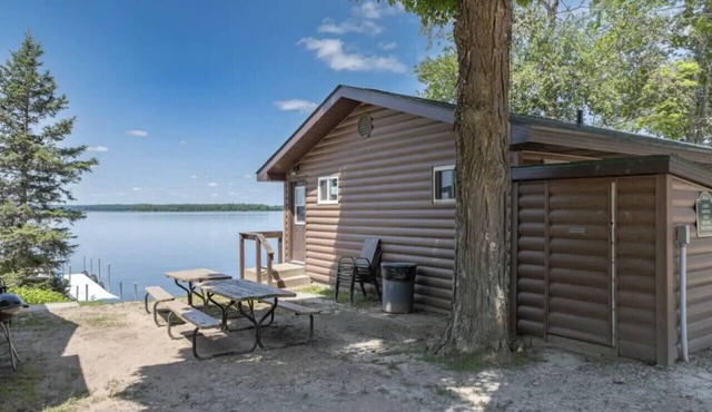 Hillside Resort Cabin #5
