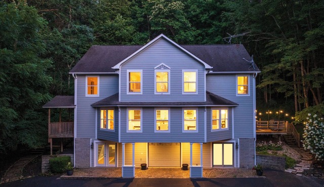 Hillside Retreat - Charming Hocking Hills Home - 5BA, 4BD, 7 mi to Trails