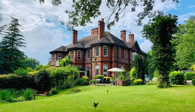 Hillthorpe Manor by Maison Parfaite - Large Country House with Hot Tub