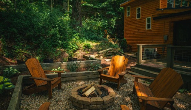 Hilltop Cabin, Lake, Hot tub