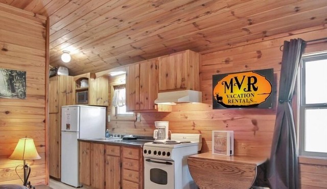 Hilltop Hideaway 1 - Pet Friendly!