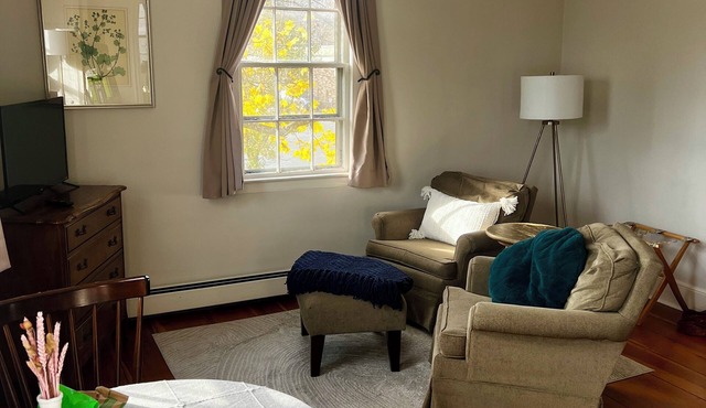 Hilltop Hideaway - Downtown Belfast