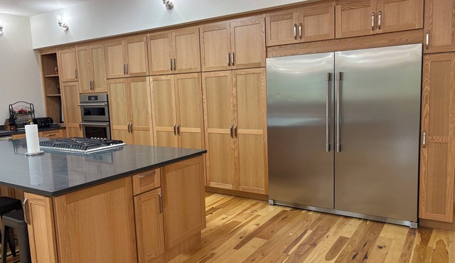 Hilltop house with a view and large kitchen just 15 min to State College