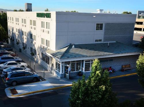 Hilltop Inn by Riversage