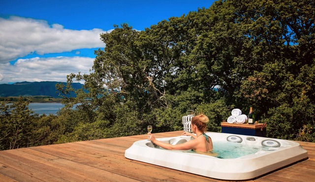 Hilltop Lodges with Hot Tub overlooking Loch Creran and Lismore.