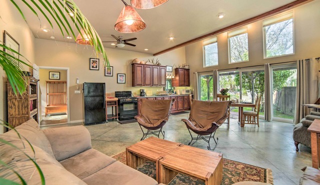 'Hilltop Loft' Ukiah Vacation Rental!