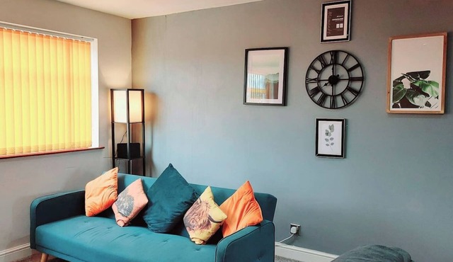 HILLTOP PLACE SUITES: Near Doncaster Racecourse