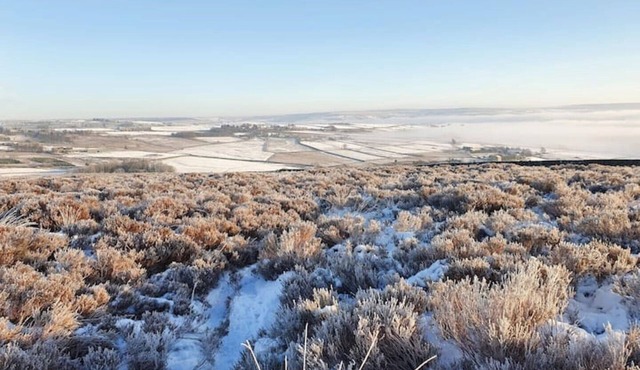 Hilltop retreat situated on the moorland fringes with stunning views