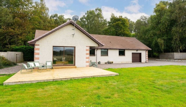 Hillview, Self-Catering Holiday Home, Muir of Ord