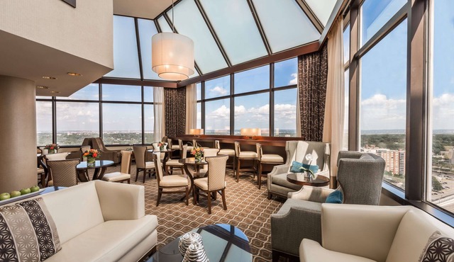 Hilton Alexandria Mark Center