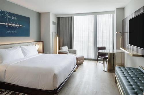 Hilton Arlington Rosslyn The Key