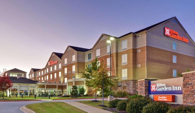 Hilton Garden Inn and Fayetteville Convention Center