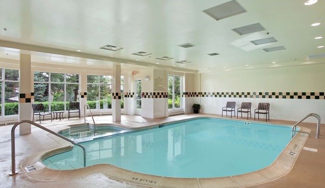 Hilton Garden Inn Chicago/Oak Brook