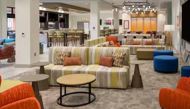 Hilton Garden Inn Kansas City Riverside