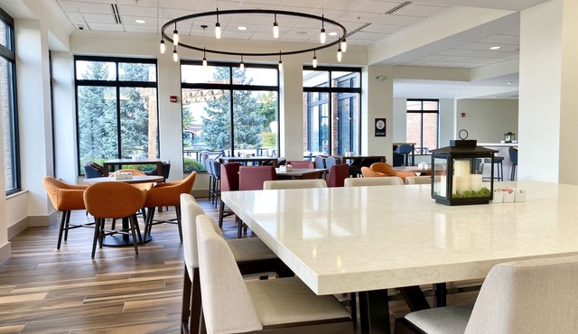 Hilton Garden Inn Oconomowoc