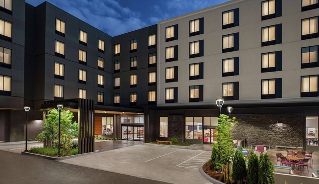 Hilton Garden Inn Seattle Airport