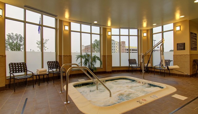 Hilton Garden Inn Woodbridge