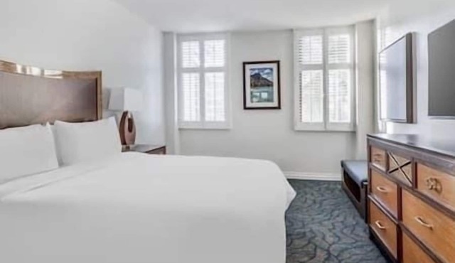 Hilton Grand Vacation Club Resort/Spa Lagoon Tower