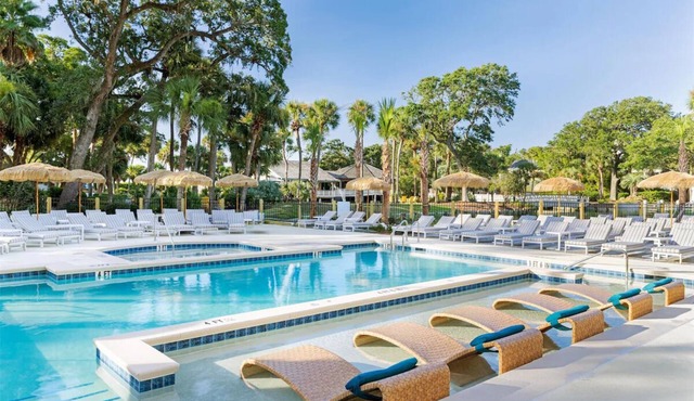 Hilton Head's Premier Beachfront Destination! 2 Outdoor Pools, Pets are Welcome!
