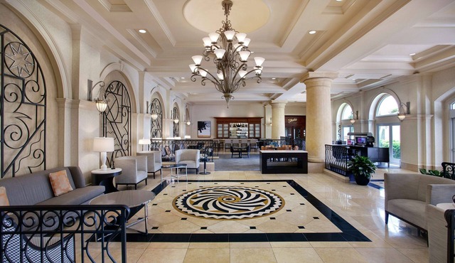Hilton Naples