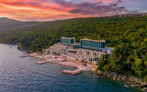 Hilton Rijeka Costabella Beach Resort And Spa