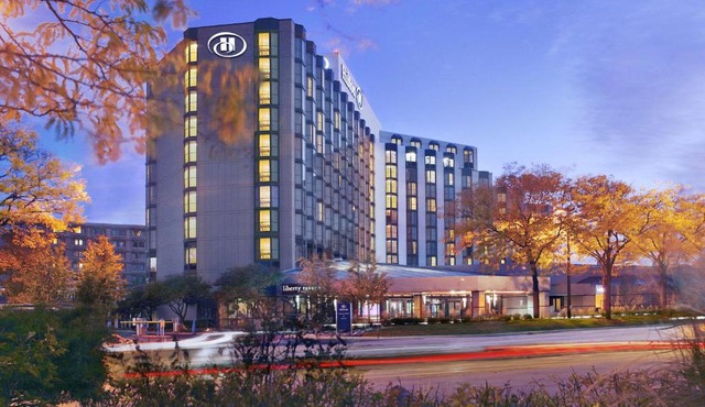 Hilton Rosemont Chicago O'Hare