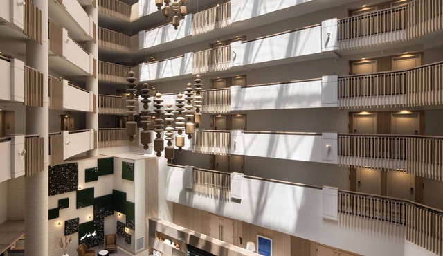 Hilton Santa Monica Hotel & Suites
