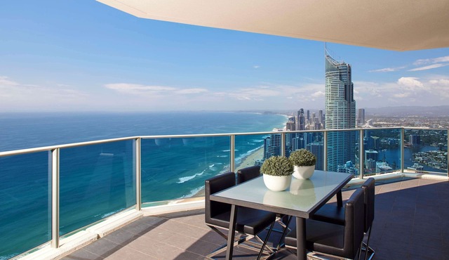 Hilton Surfers Paradise Hotel & Residences