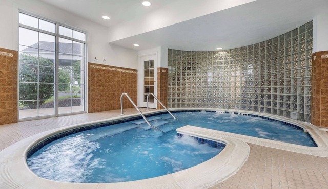 Hilton Vacation Club Varsity Club South Bend, IN