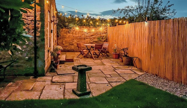 Himba Cottage - UK44767