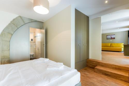 Hine Adon Fribourg City Aparthotel Self checkin