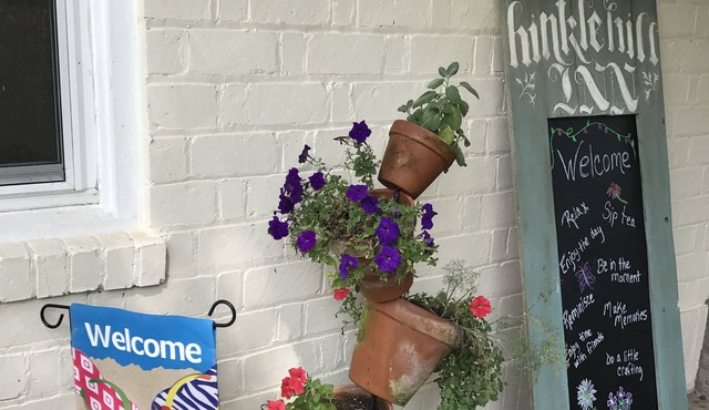 Hinkle Hill Inn Retreat House - 5 Bedrm, 15 Bed, 5 1/2 bath, Meeting/Craft Room