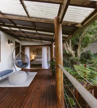 Hinterland Retreat on 30 acres - Sleeps 6